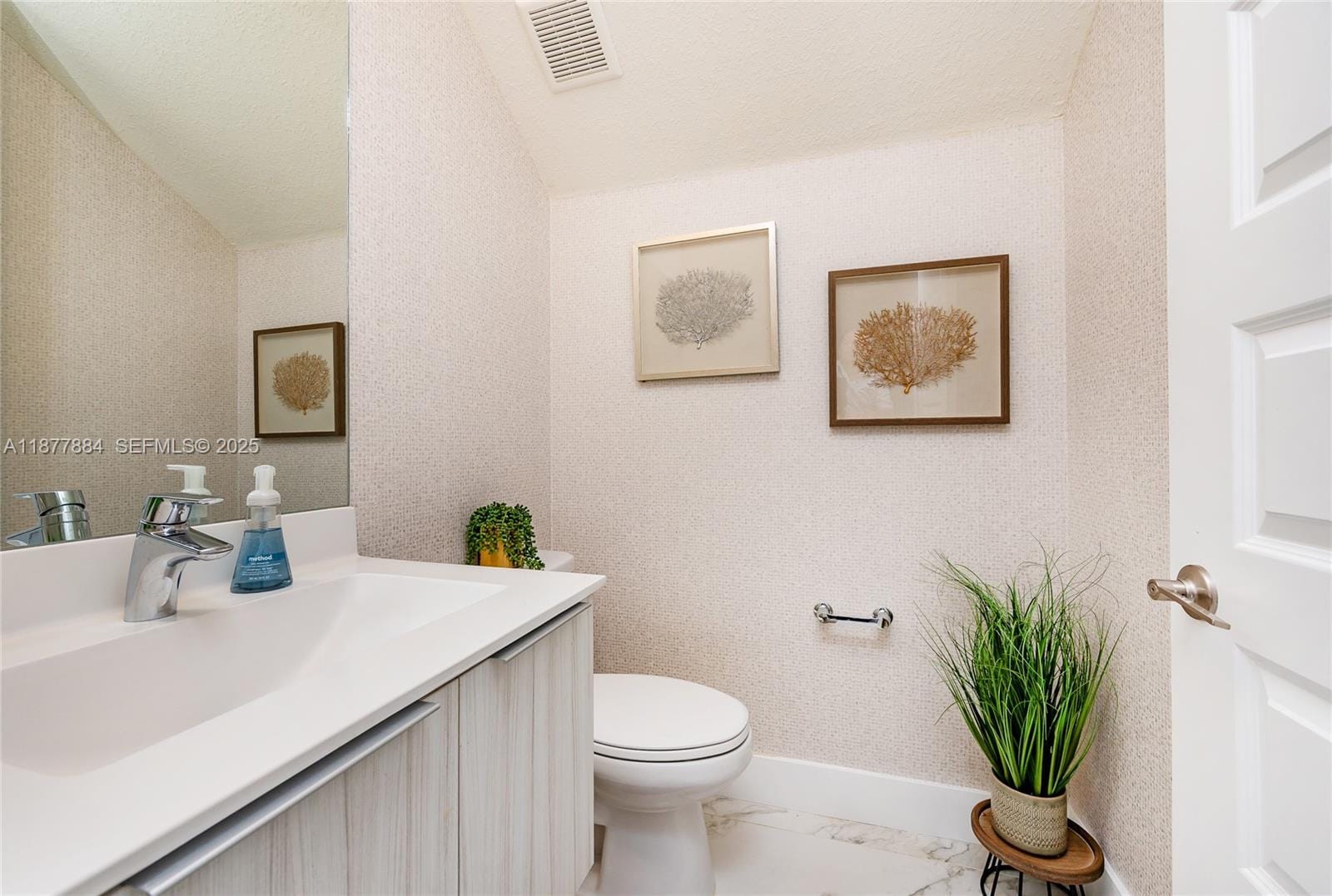8101 NW 105th Avenue — photo 10