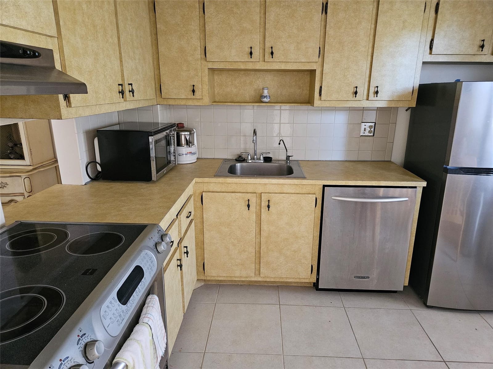 200 Ashbury Road 301 — photo 3