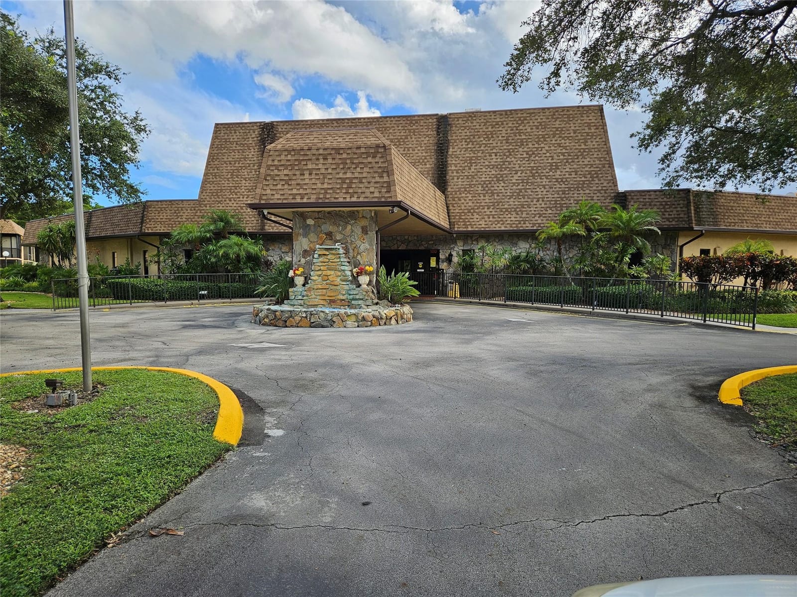 200 Ashbury Road 301, Hollywood, FL 33024 photo 25