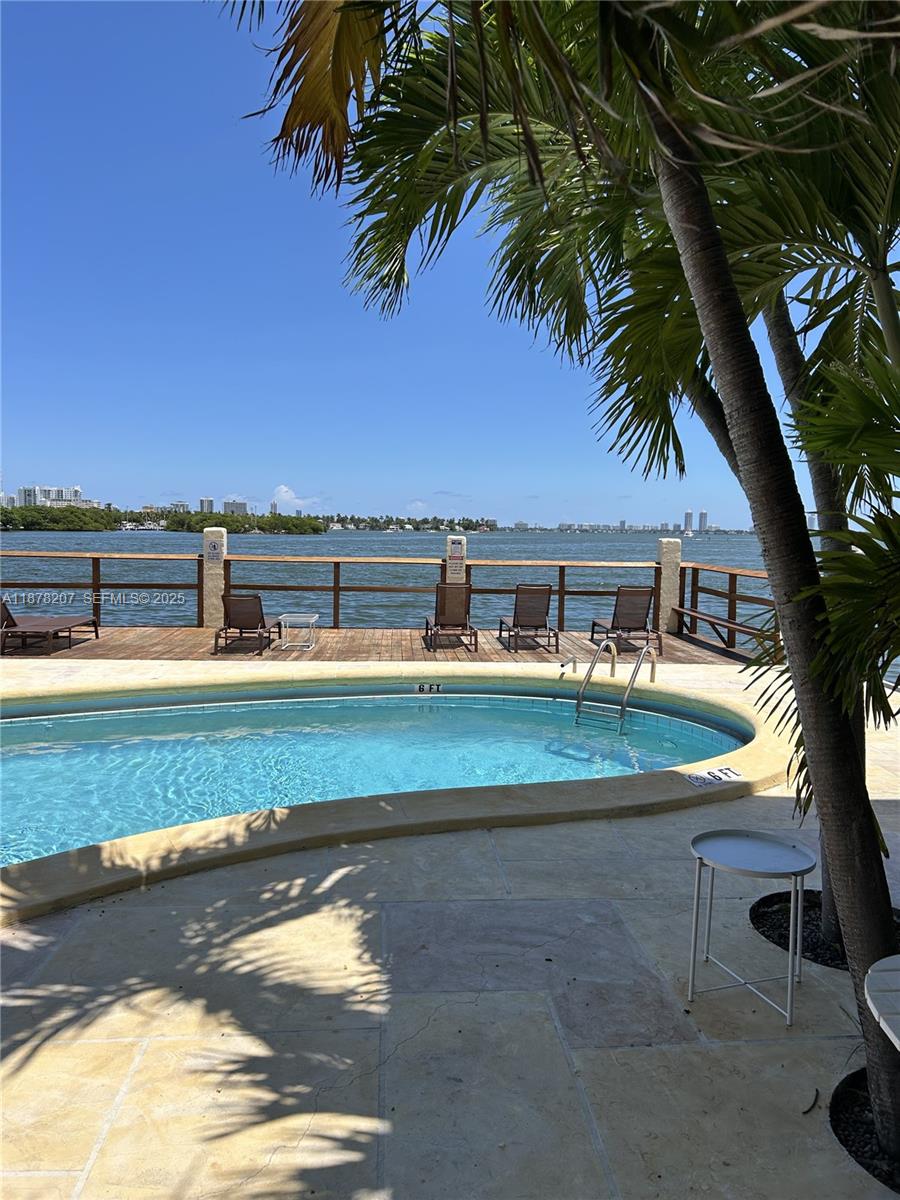 7845 NE Bayshore Court 20, Miami, FL 33138, Miami