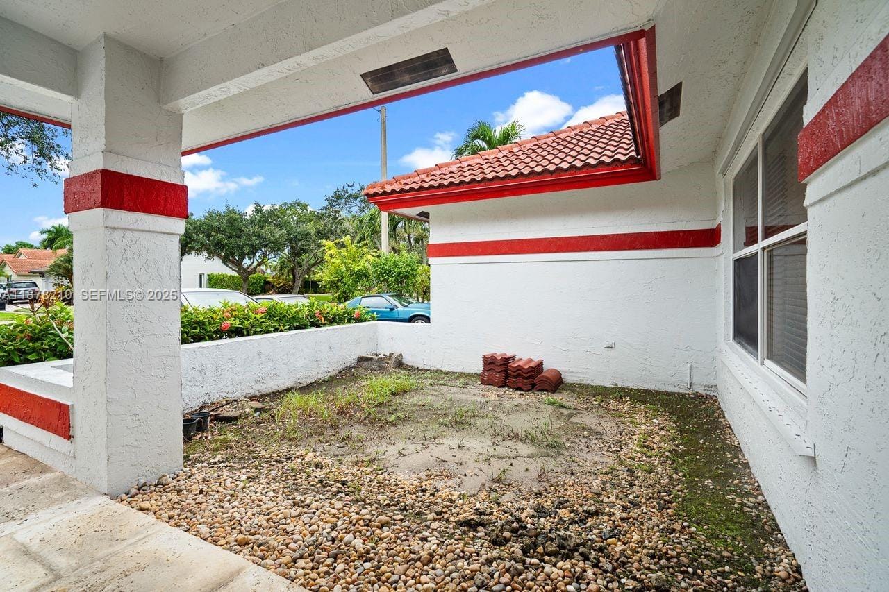 1101 NW 162nd Avenue, Pembroke Pines, FL 33028 photo 4
