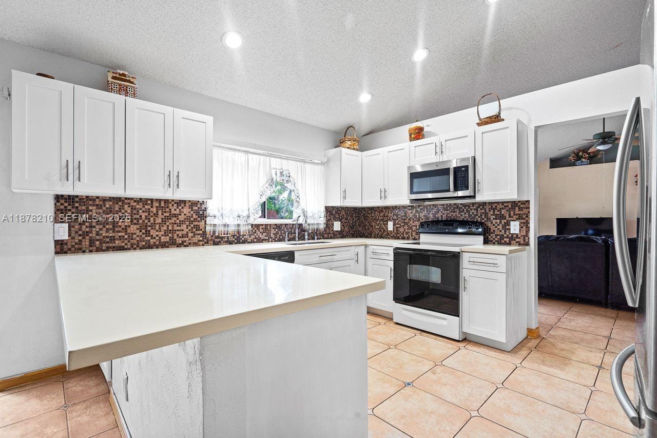 1101 NW 162nd Avenue, Pembroke Pines, FL 33028 photo 6