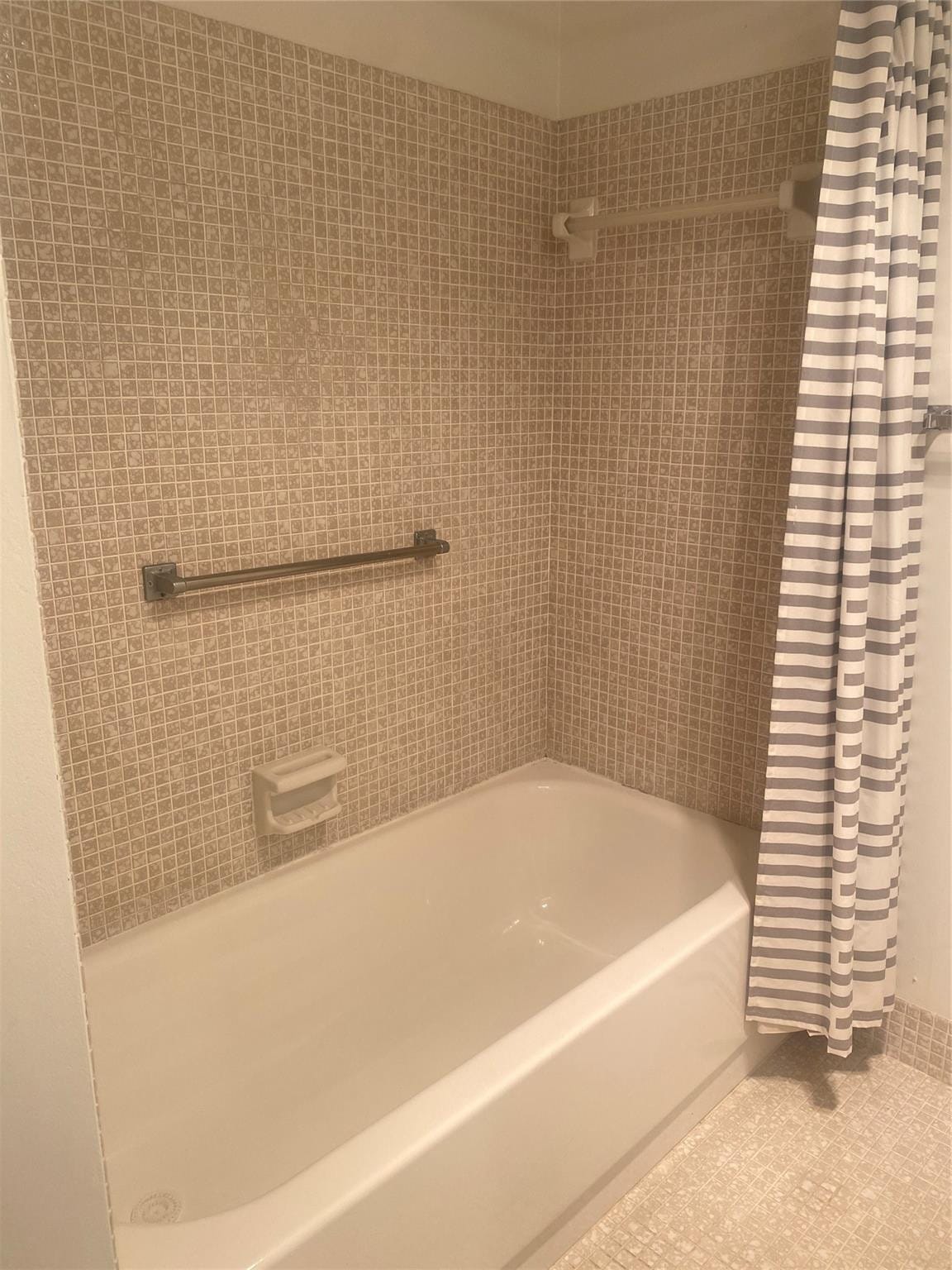 408 Grantham A 408, Deerfield Beach, FL 33442 photo 17