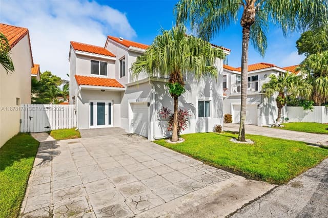 3110 N 37th Avenue, Hollywood, FL 33021