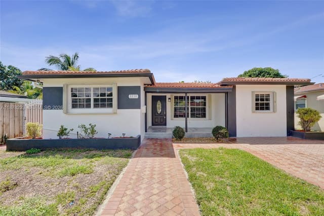 2238 Rodman Street, Hollywood, FL 33020
