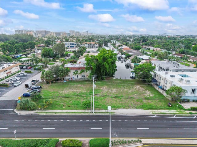 2716 NE 14th Street Causeway, Pompano Beach, FL 33062