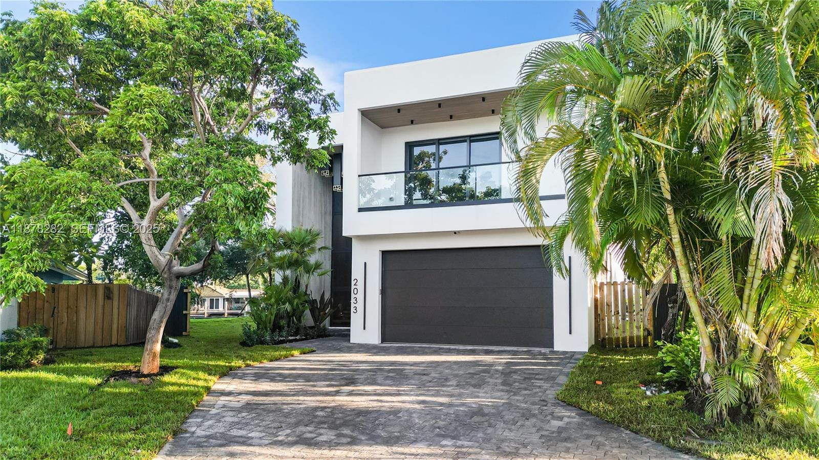2033 NE 22nd Street, Wilton Manors, FL 33305 photo 2