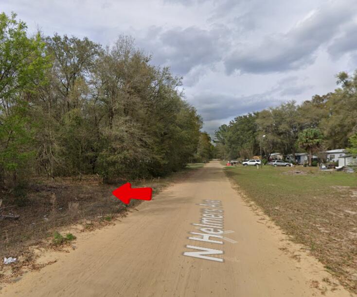 1 N Helmers Avenue, Interlachen, FL 32148, Interlachen