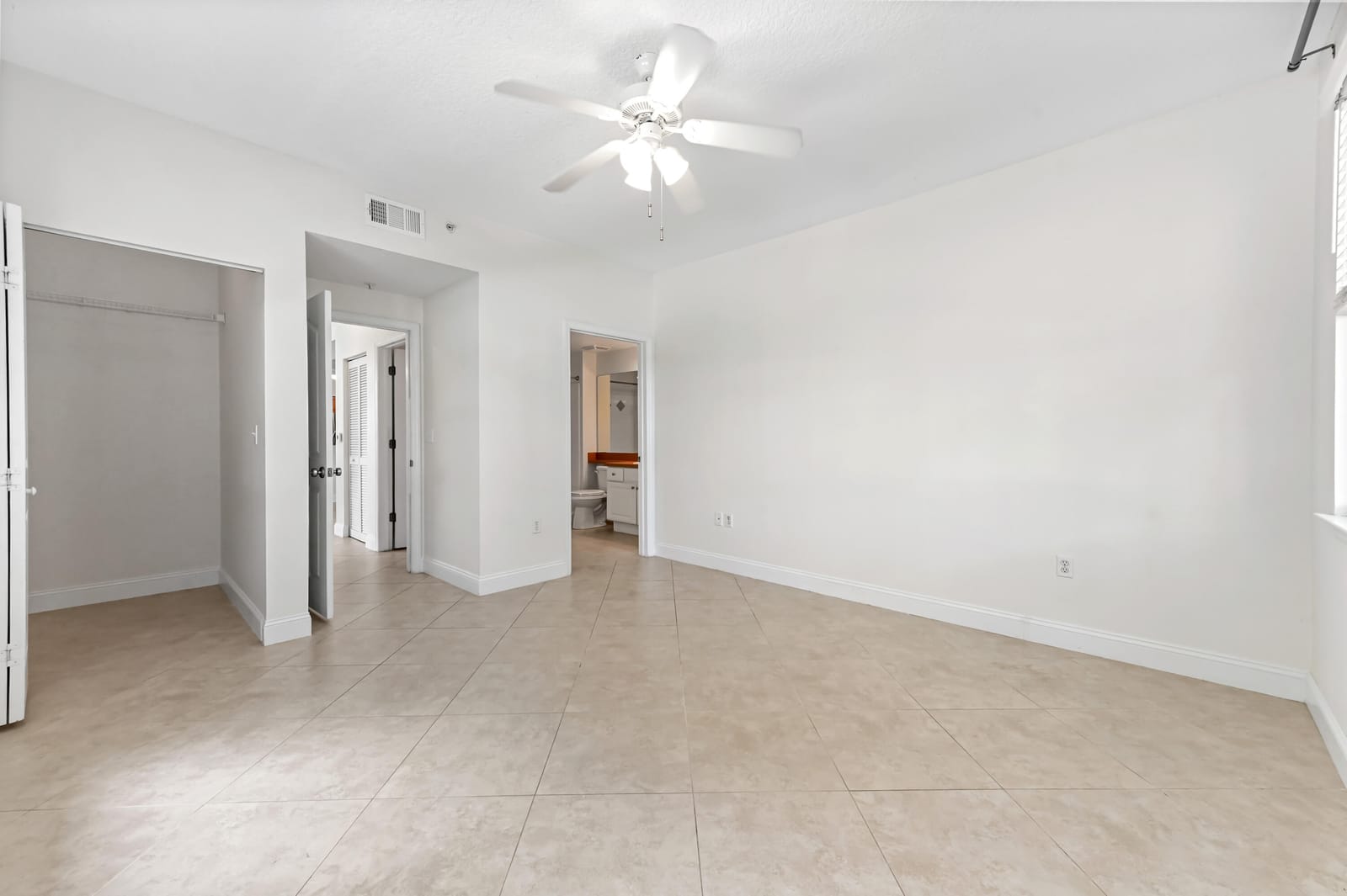 2038 Alta Meadows Lane 1512 — photo 8