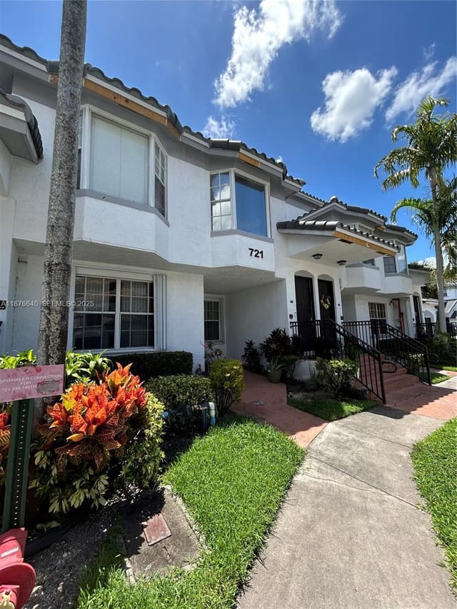 721 SW 148th Avenue 305, sold in Villas De Tuscany Condo, Sunrise, FL