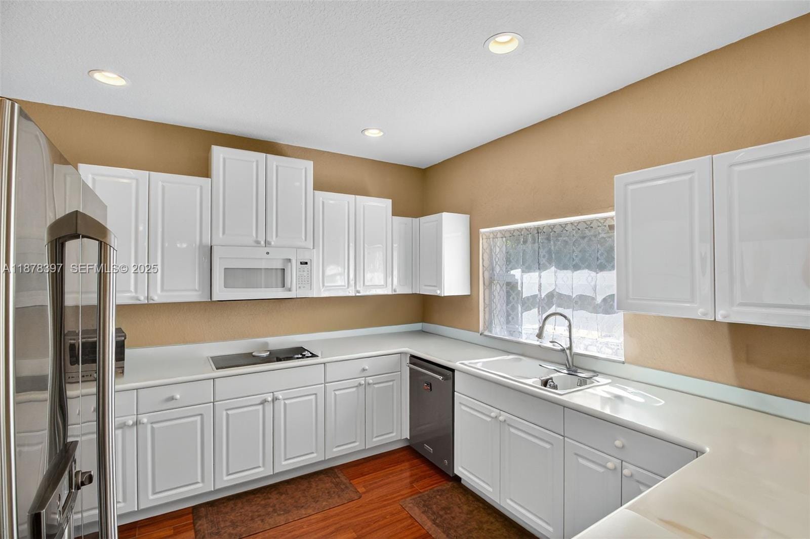 11294 NW 66 Street — photo 11