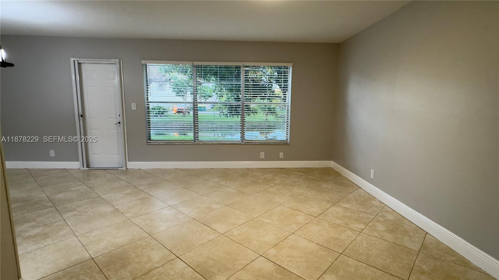 2764 NW 47th Terrace 804, Lauderdale Lakes, FL 33313 photo 9