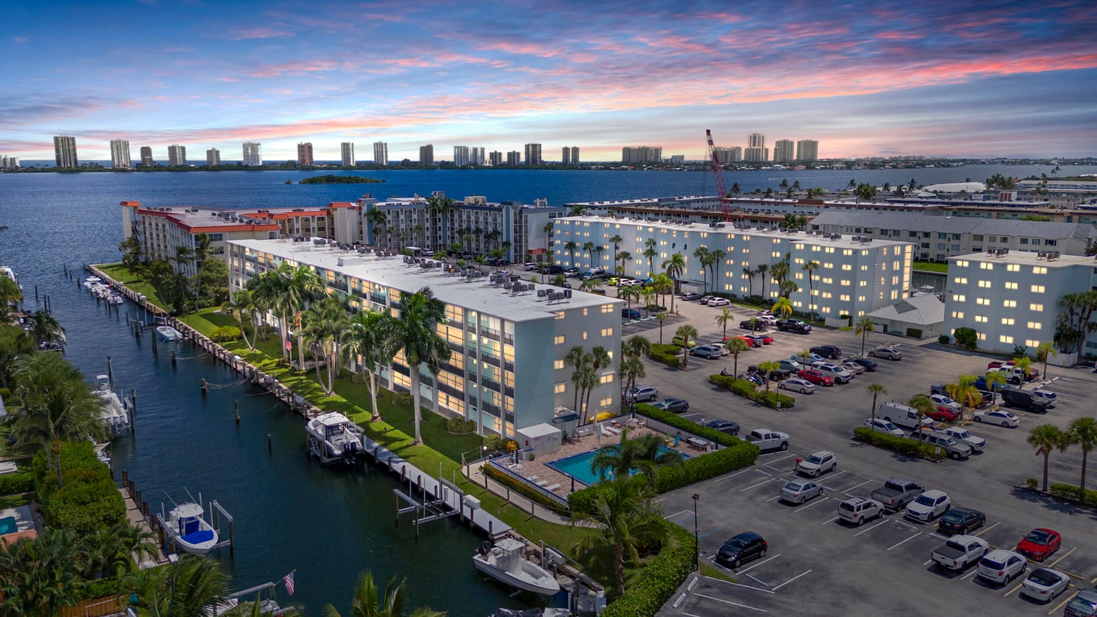 109 Paradise Harbour Boulevard 211, North Palm Beach, FL 33408