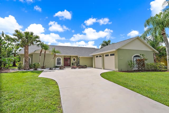 2617 Serenity Circle N, Fort Pierce, FL 34981