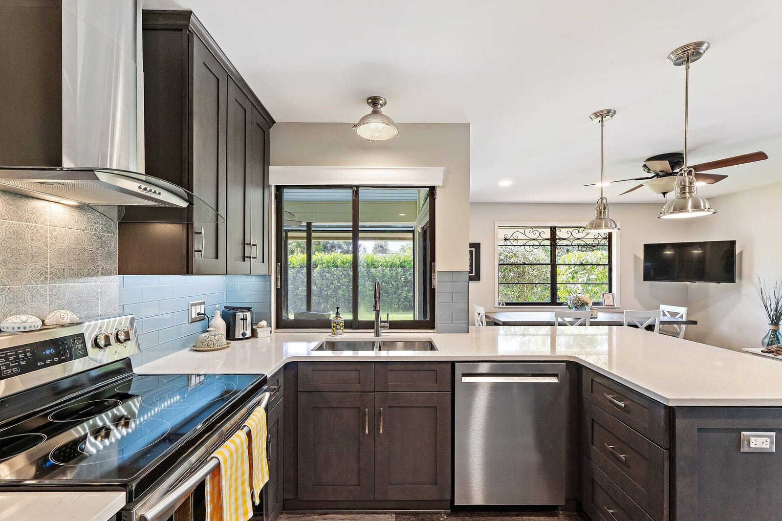 10690 SE Jupiter Narrows Drive, Hobe Sound, FL 33455 photo 18