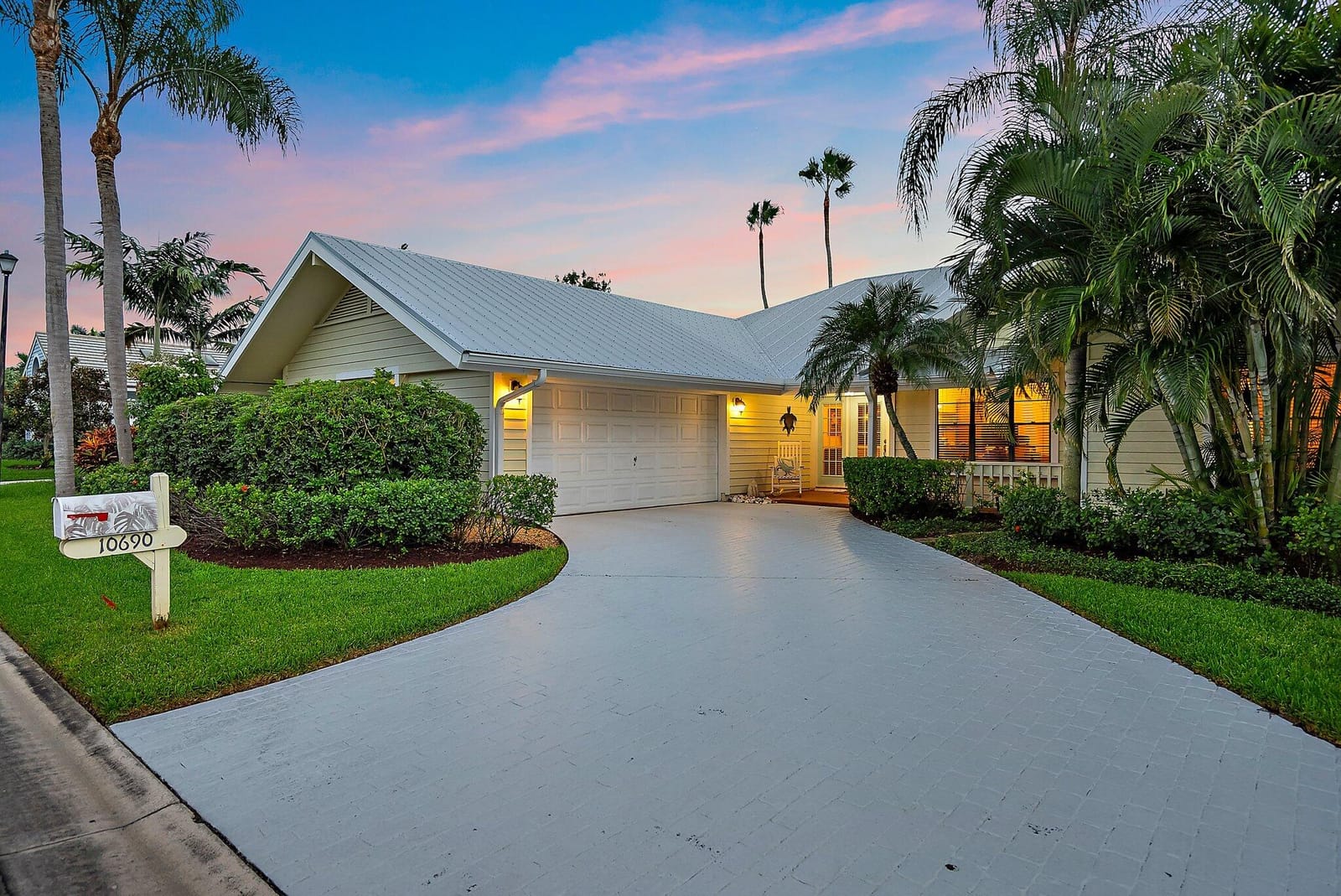 10690 SE Jupiter Narrows Drive, Hobe Sound, FL 33455 photo 4