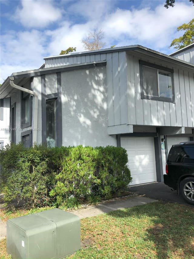5946 NW 21st Street 51-E, sold in Habitat Ii  Condo, Lauderhill, FL