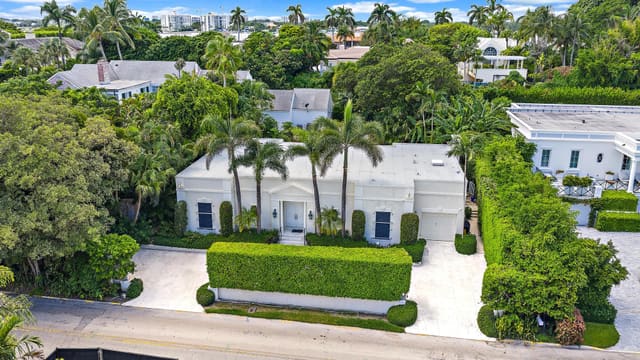 740 N Lake Way, sold in Rafalsky Mark, Palm Beach, FL