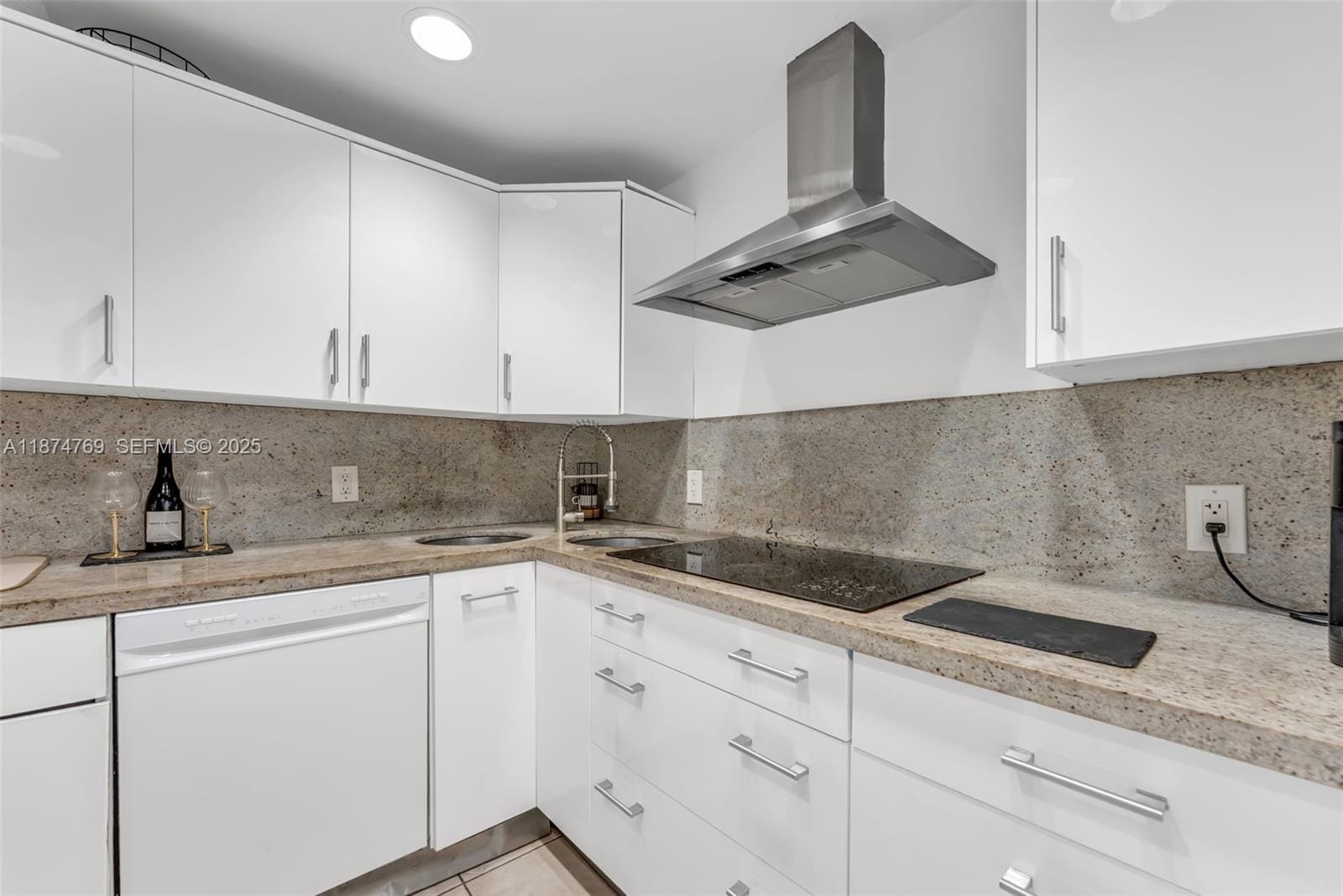 800 West Avenue 244, Miami Beach, FL 33139 photo 6