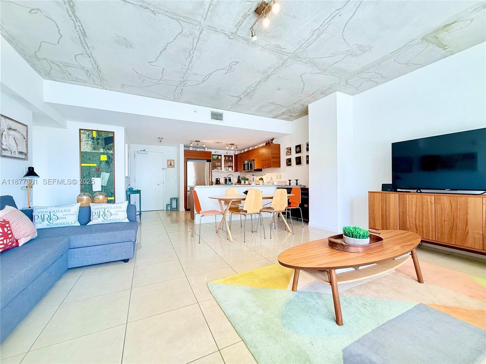3250 NE 1st Avenue 617, Miami, FL 33137 photo 2