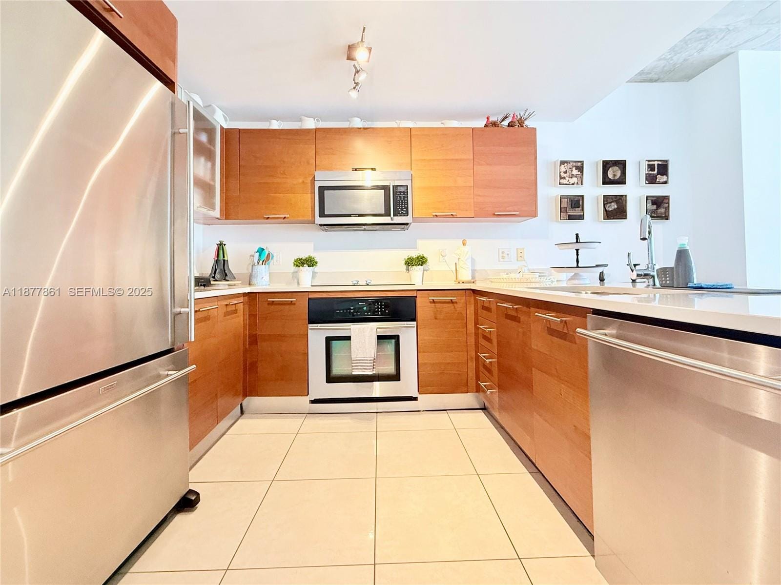 3250 NE 1st Avenue 617, Miami, FL 33137 photo 5