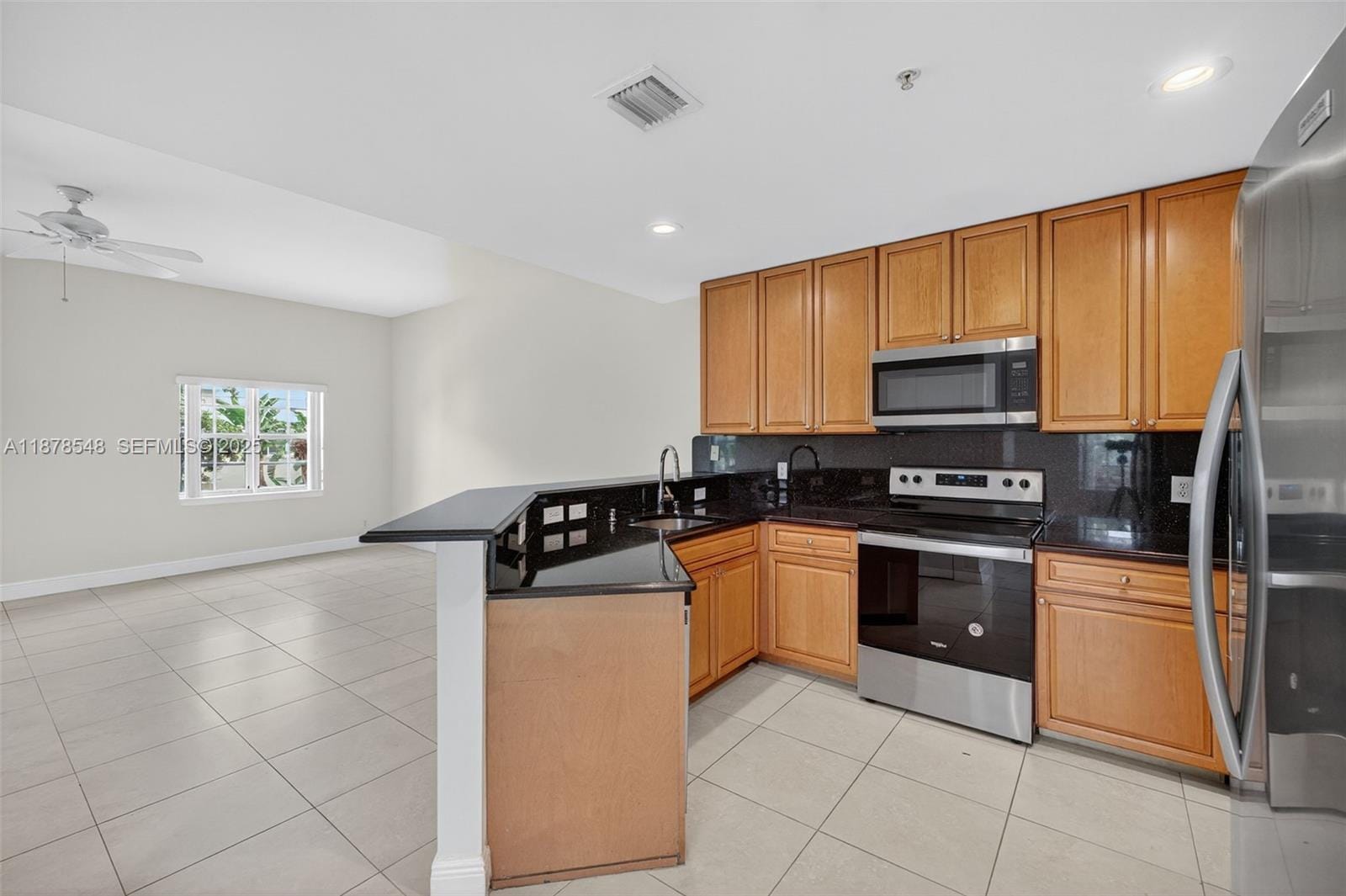 27 SW 6th Court, Pompano Beach, FL 33060