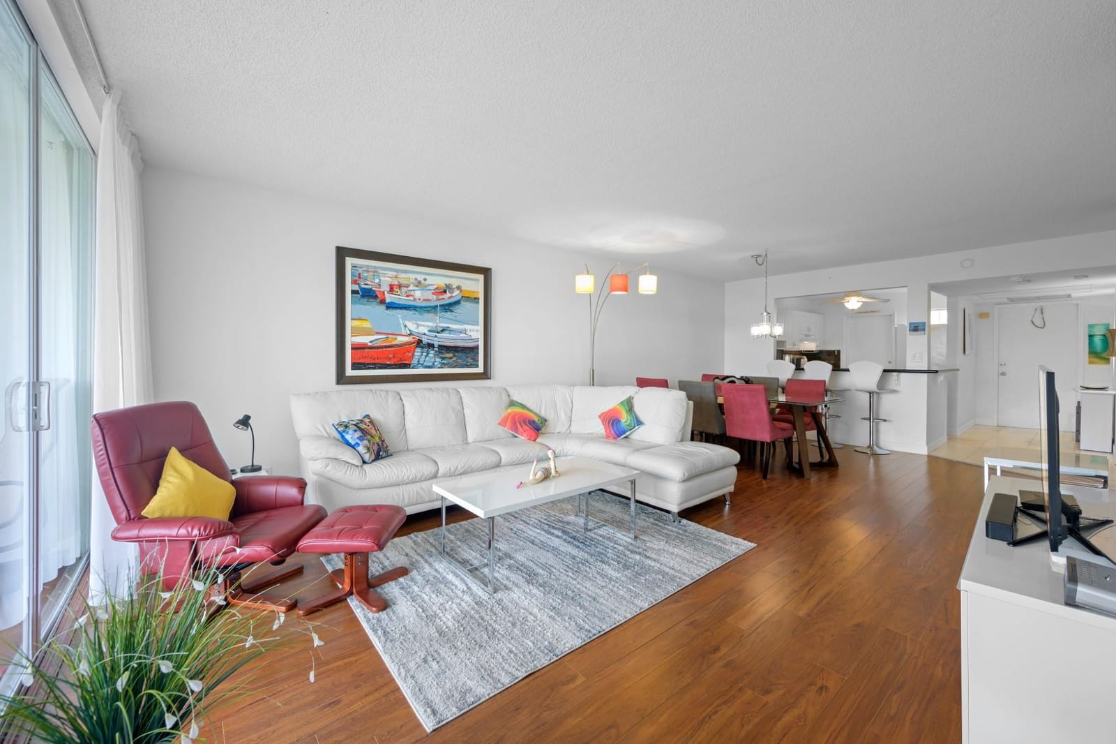 2901 S Palm Aire Drive 502 — photo 2