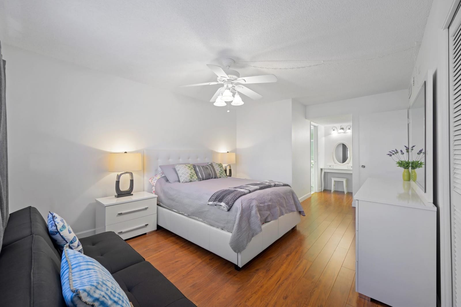 2901 S Palm Aire Drive 502 — photo 12