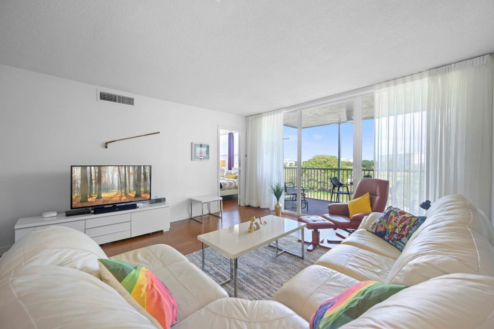 2901 S Palm Aire Drive 502 — photo 5