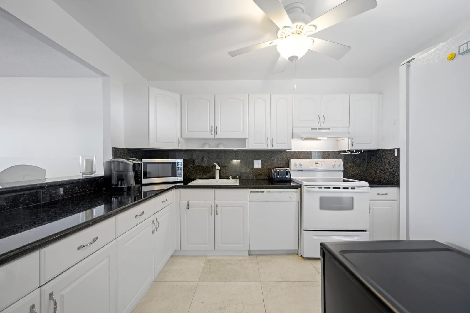 2901 S Palm Aire Drive 502 — photo 7