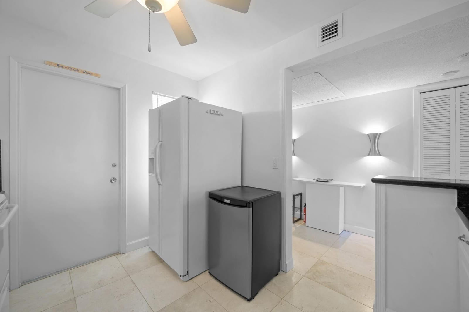 2901 S Palm Aire Drive 502 — photo 9