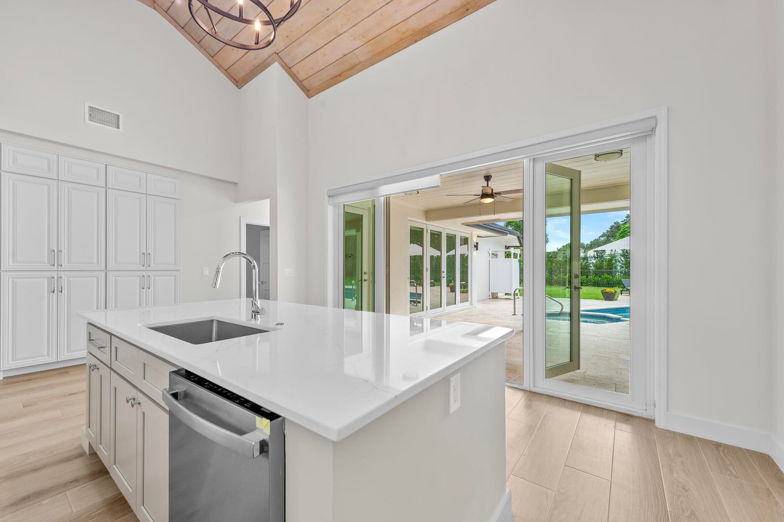 18433 SE Heritage Drive, Tequesta, FL 33469 photo 16