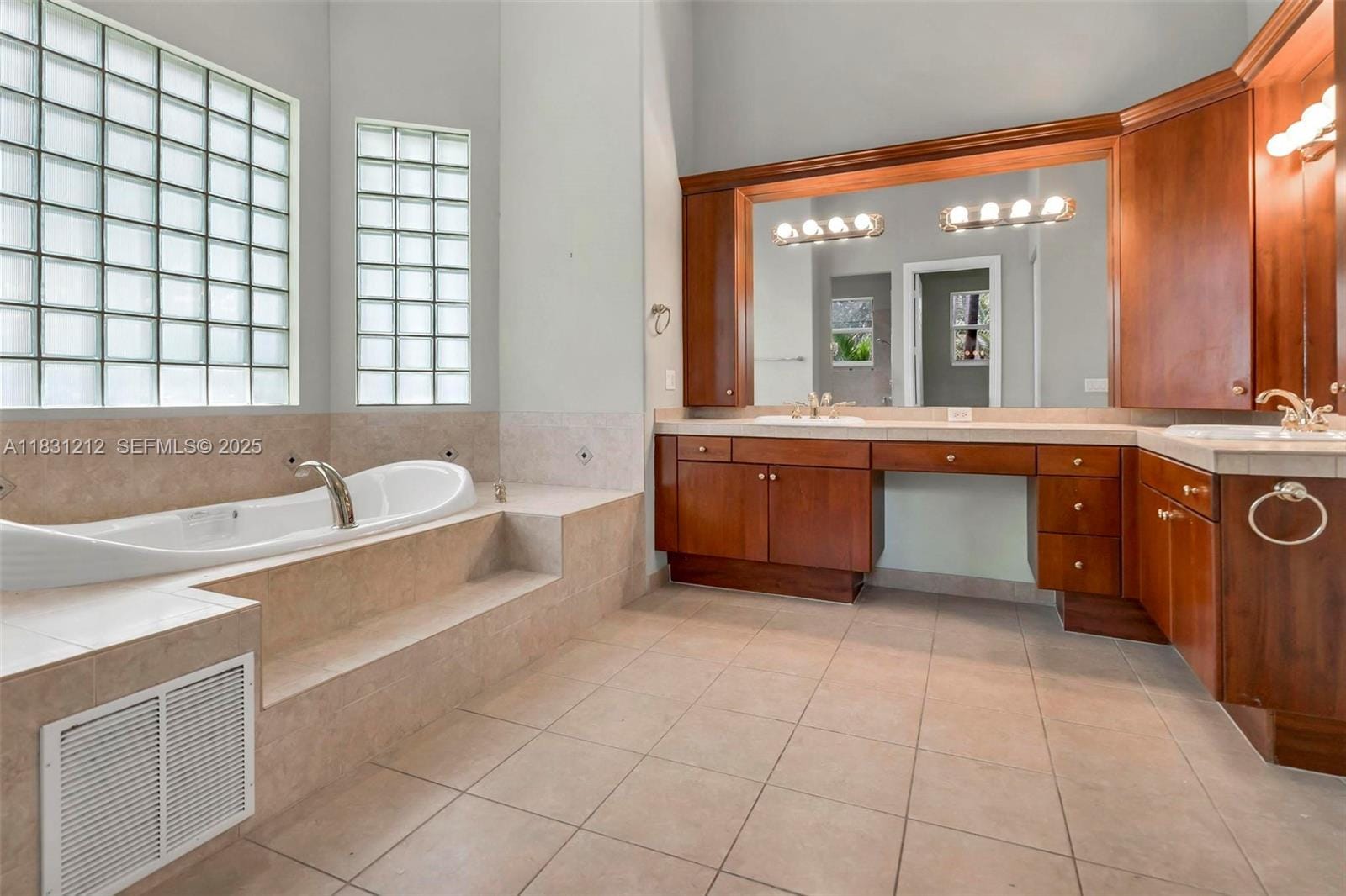 3230 SW 139th Terrace, Davie, FL 33330 photo 12