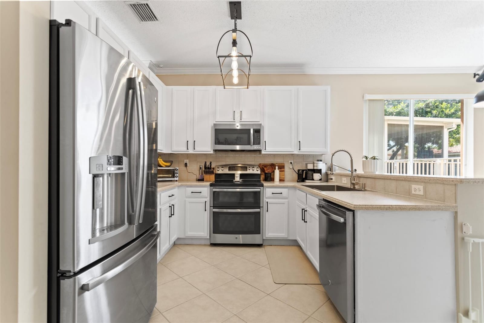 3744 Pebblebrook Manor — photo 8