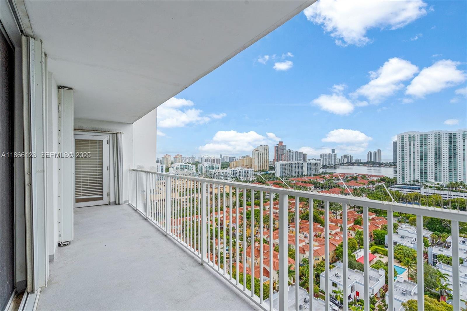 2851 NE 183rd Street 2107E, Aventura, FL 33160 photo 22