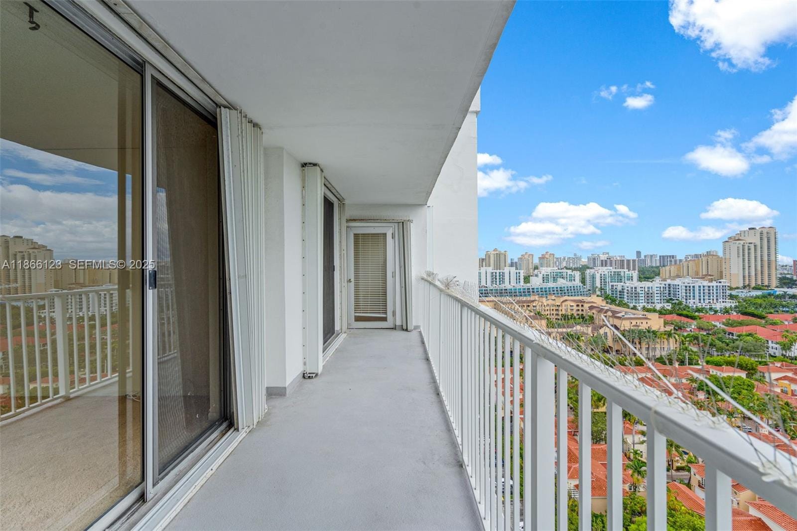 2851 NE 183rd Street 2107E, Aventura, FL 33160 photo 23
