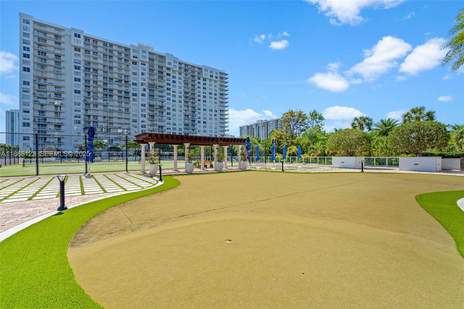 2851 NE 183rd Street 2107E, Aventura, FL 33160 photo 10