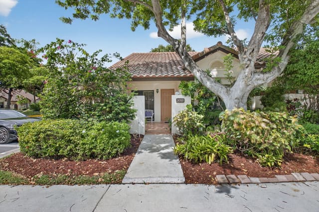 3088 Inglewood Terrace, sold in Windwood Unit I, Boca Raton, FL
