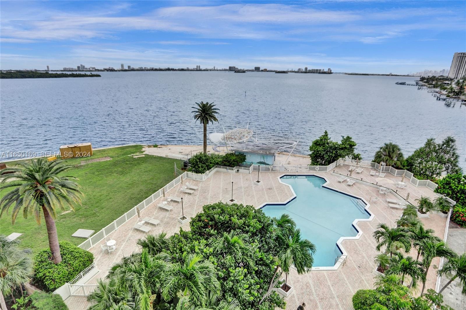 11111 Biscayne Boulevard 7F, Miami, FL 33181 photo 22