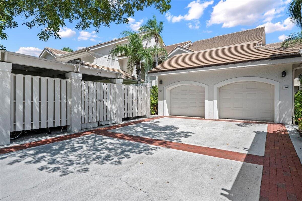 3941 Back Bay Drive 226, Jupiter, FL 33477 photo 2