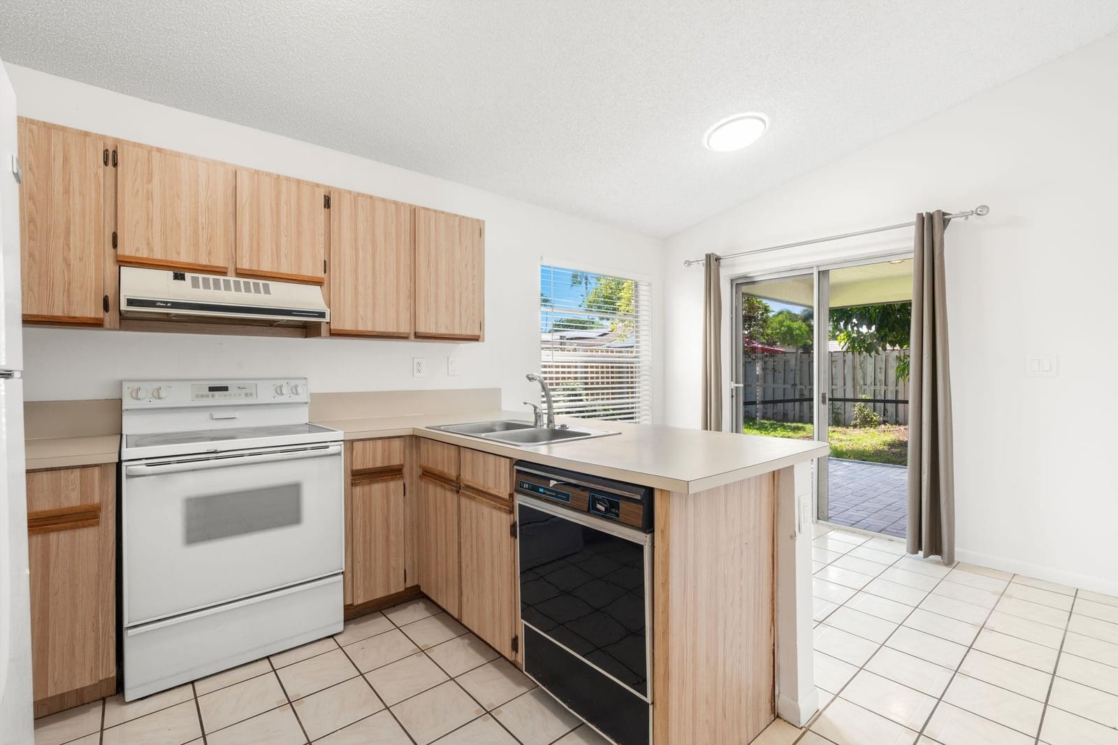 14680 N Beckley Square, Davie, FL 33325 photo 13