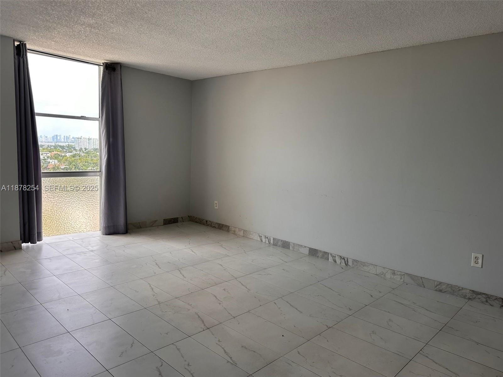 2350 NE 135th Street 1406, North Miami, FL 33181 photo 4