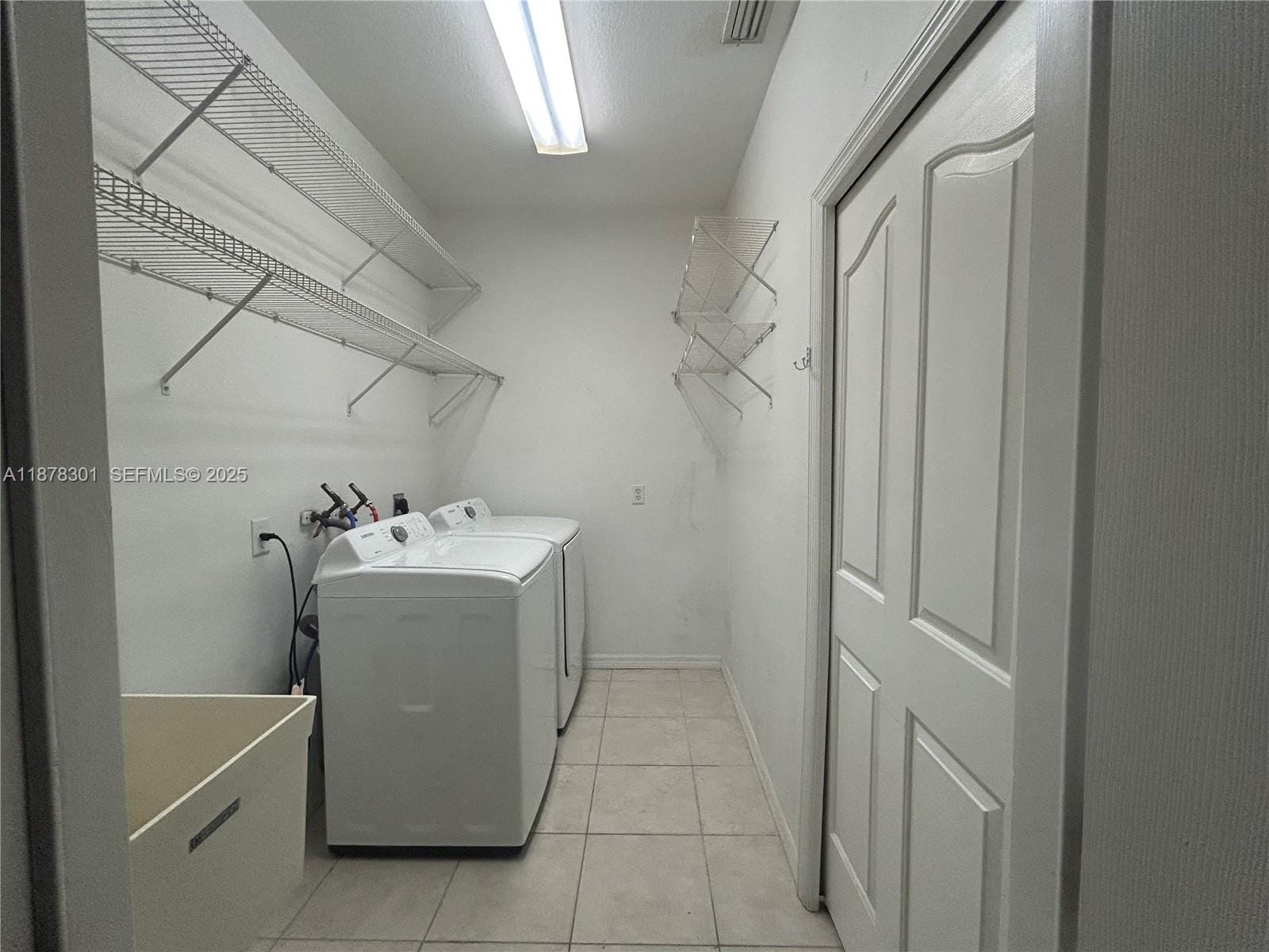 3894 Roderigo — photo 11