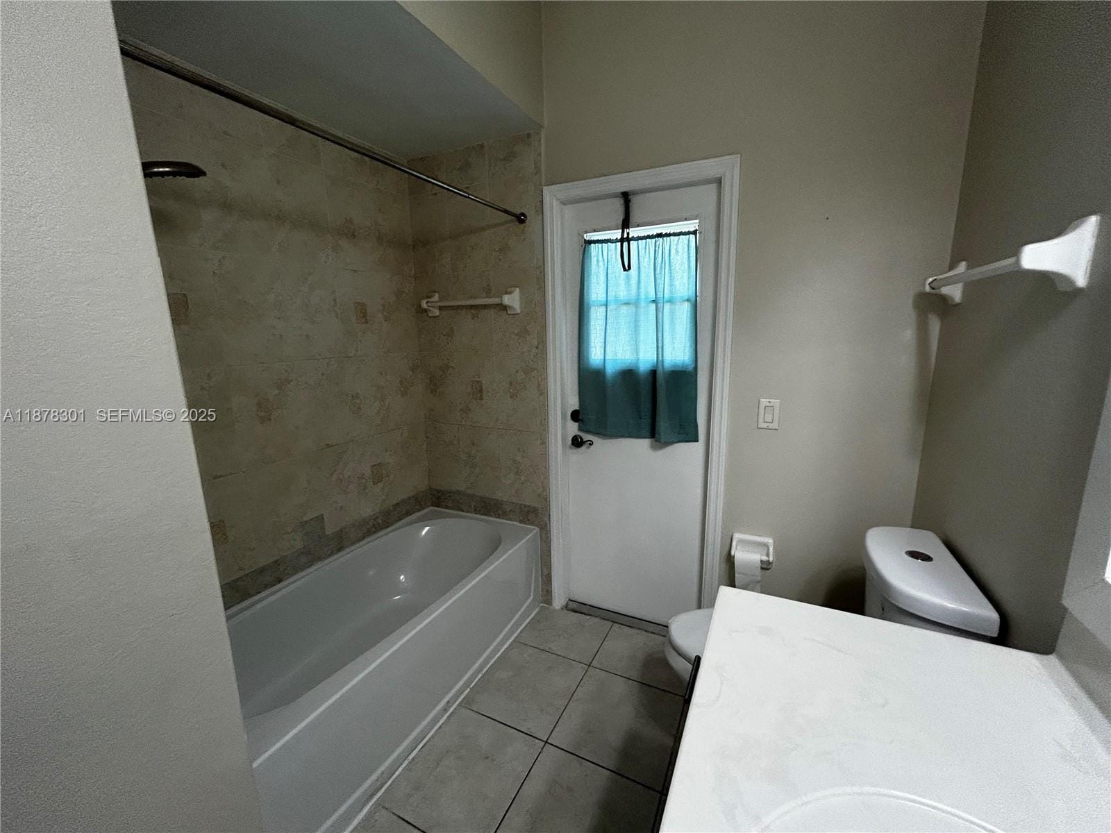 3894 Roderigo — photo 10