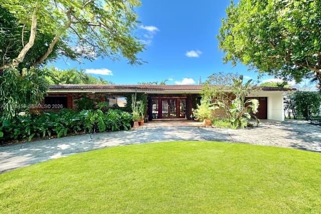12430 Keystone Island Drive, sold in Keystone Island No 1, North Miami, FL