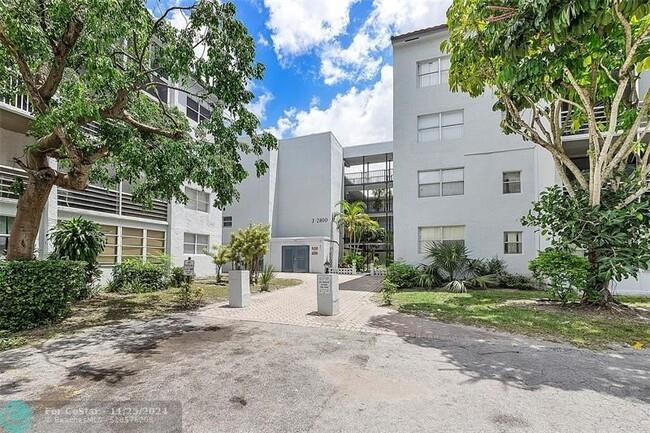 2800 Somerset Drive 201 J, Lauderdale Lakes, FL 33311, Lauderdale Lakes