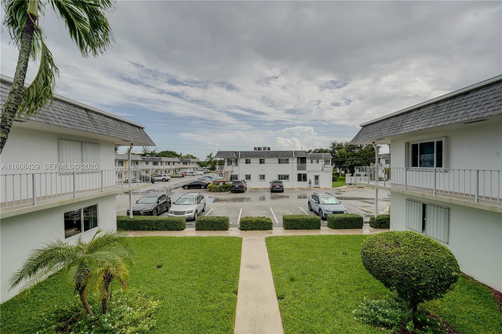 3280 Cynthia Lane 205, Lake Worth, FL 33461 photo 25