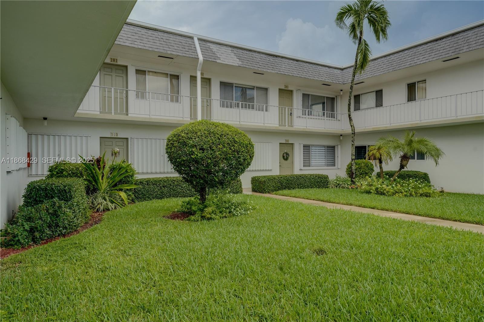 3280 Cynthia Lane 205, Lake Worth, FL 33461 photo 27