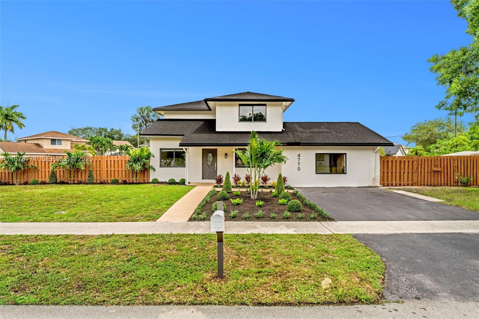 4770 NW 115th Way, Sunrise, FL 33323