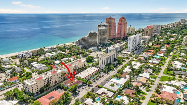 2404 NE 33rd. Avenue 8, sold in Cypress Arms, Fort Lauderdale, FL